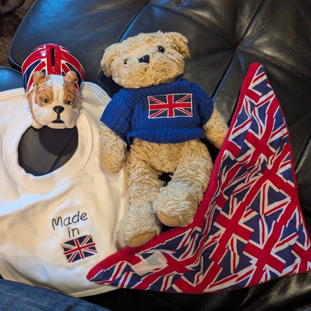 Baby bundle british flag union jack design teddy bear/ piggy (lot of 4 pieces)